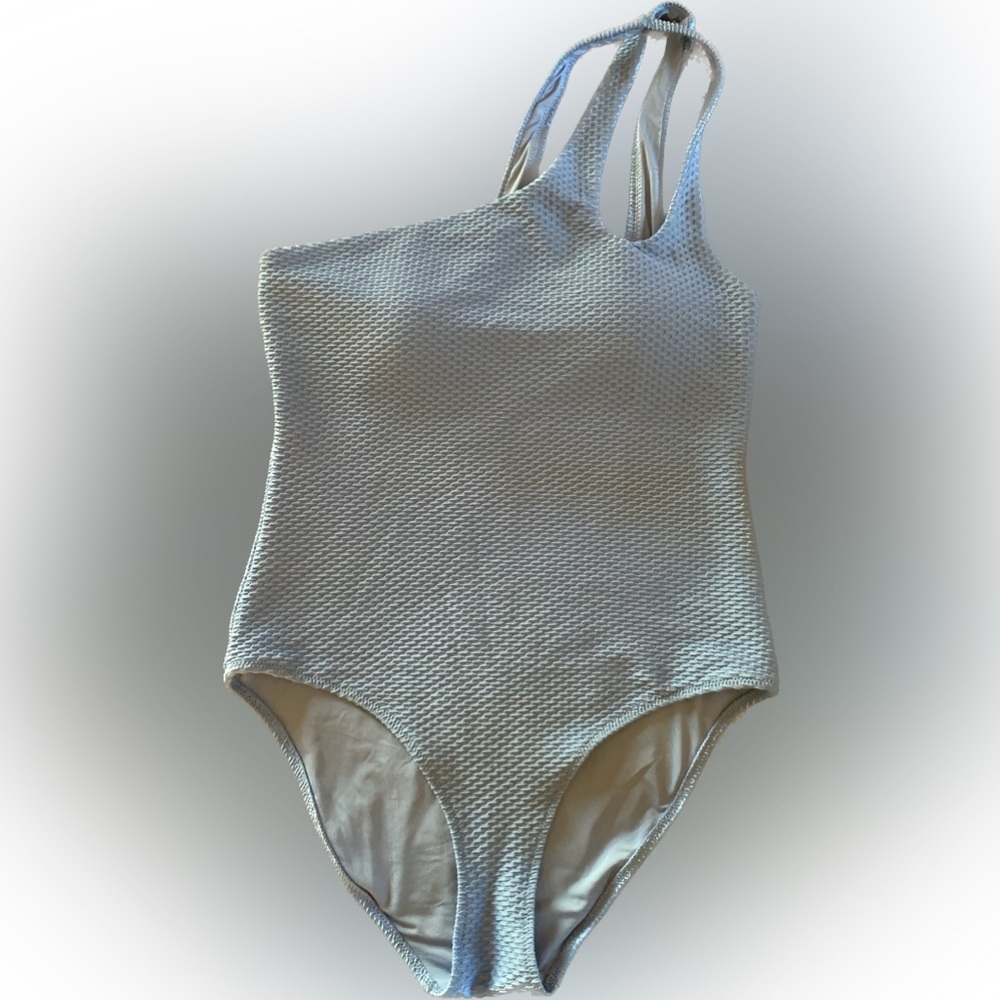 Aerie one piece swimsuit. New without tags or liner. Never worn.